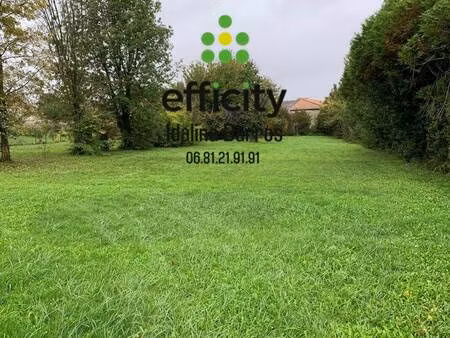 terrain constructible à vendre