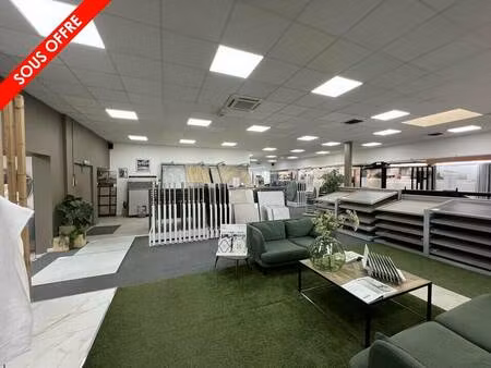 local commercial à vendre