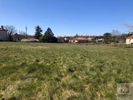 terrain constructible viabilisé à vendre