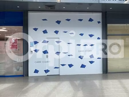 local commercial à louer