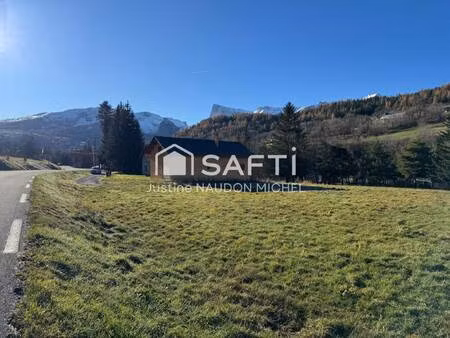 terrain constructible viabilisé à vendre