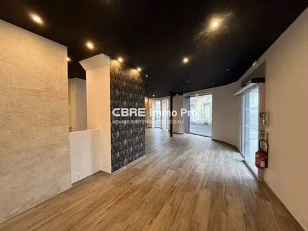 local commercial à louer