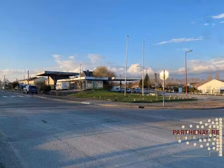 propriété commerciale à vendre