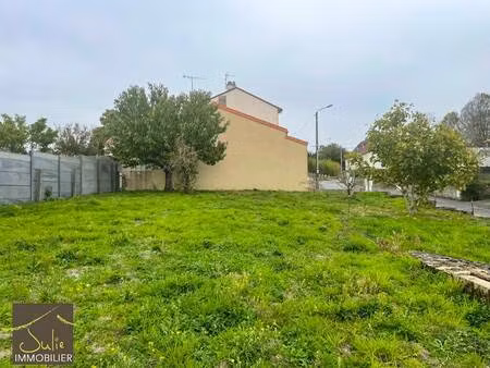 terrain constructible viabilisé à vendre