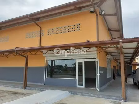 local commercial à louer