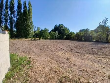 terrain à vendre