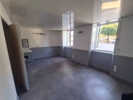 local commercial à louer