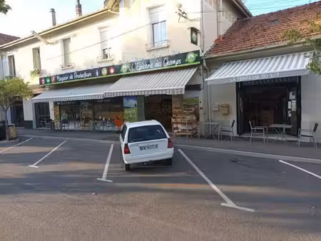 local commercial à vendre