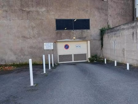 parking à louer