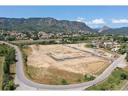 terrain constructible viabilisé à vendre