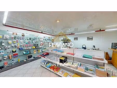 local commercial à vendre