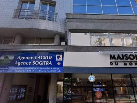 local commercial à louer