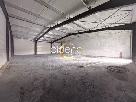 local d'activités à louer