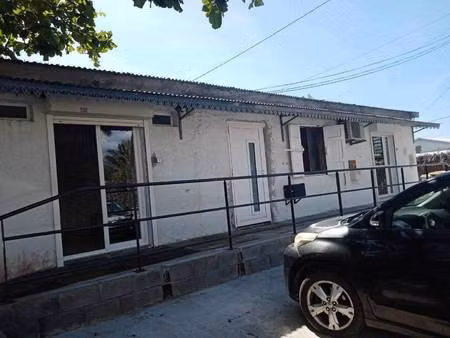 local d'activités à vendre