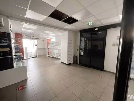 local commercial à vendre