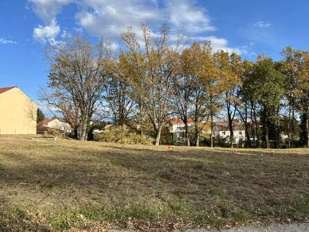 terrain constructible viabilisé à vendre