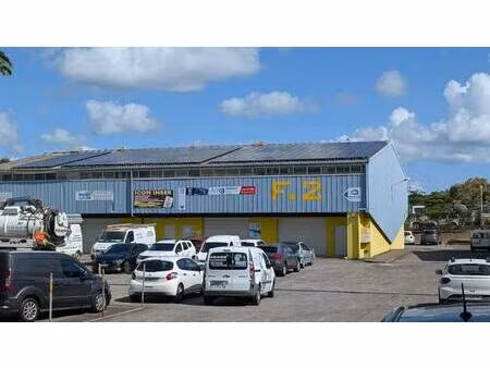 local commercial à louer