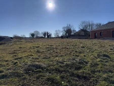 terrain constructible viabilisé à vendre