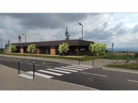 local d'activités à vendre