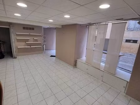 local commercial à vendre