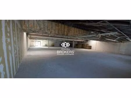 local commercial à louer
