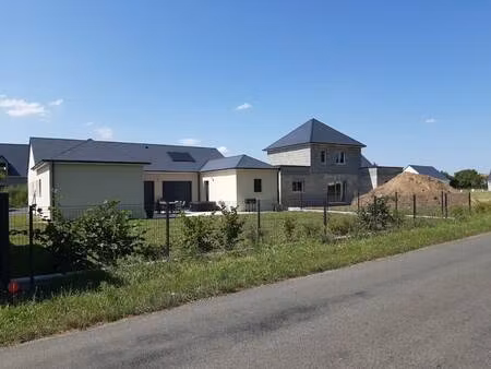 terrain constructible viabilisé à vendre