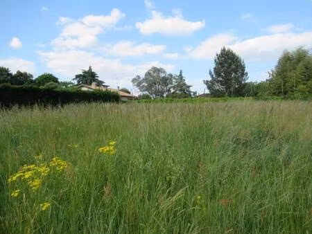 terrain constructible viabilisé à vendre