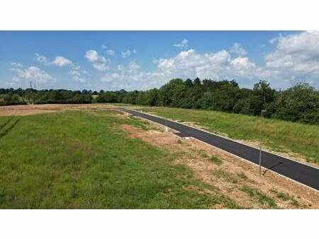 terrain constructible viabilisé à vendre