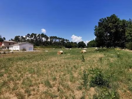 terrain constructible viabilisé à vendre