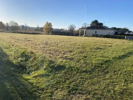 terrain constructible viabilisé à vendre