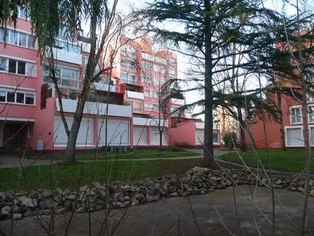 local d'activités à vendre