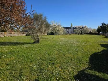 terrain constructible viabilisé à vendre