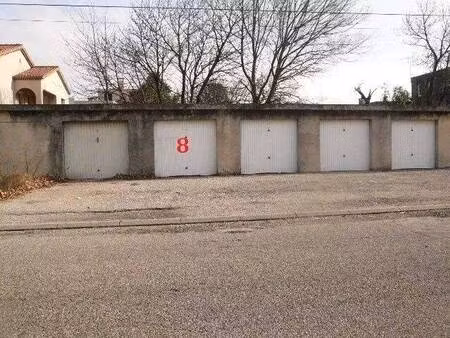 parking à louer