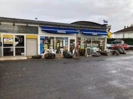 local commercial à louer