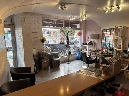 local commercial à louer