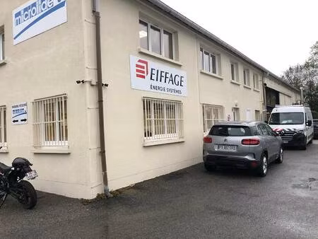 local d'activités à louer