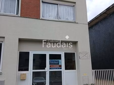 local commercial à louer