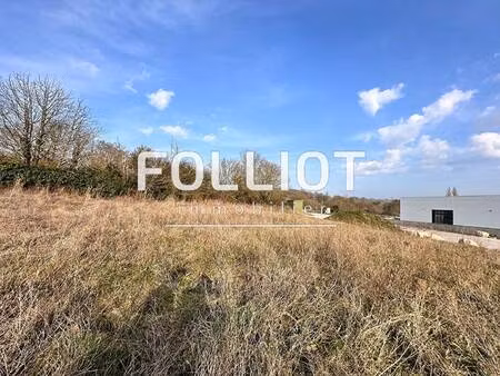 terrain constructible viabilisé à vendre