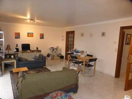 bel appartement 3 chambres en centre ville