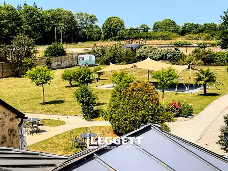 maison 30 pièce(s)  cerisé