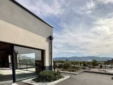 local commercial à louer