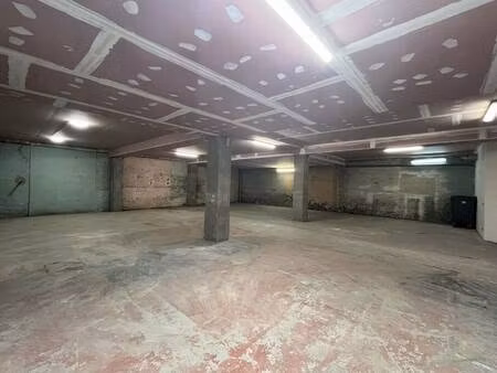 local d'activités à louer