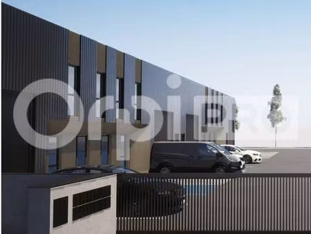 local d'activités à vendre