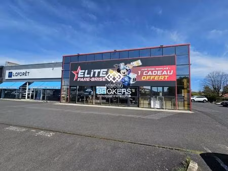 local commercial à louer