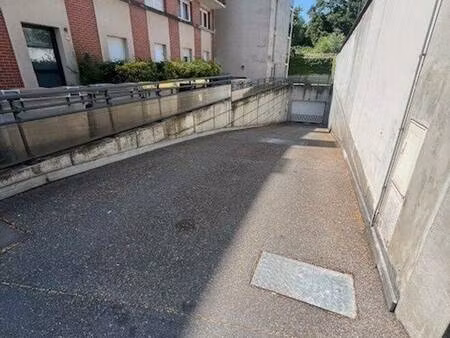 parking à louer