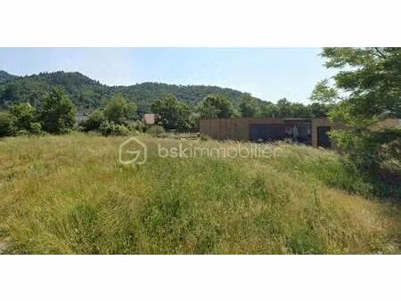 terrain constructible viabilisé à vendre