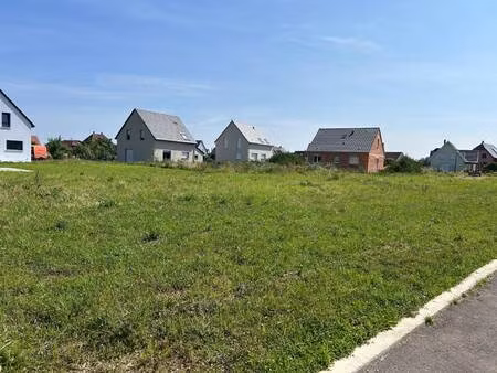 terrain constructible viabilisé à vendre