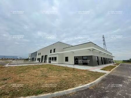 local d'activités à vendre