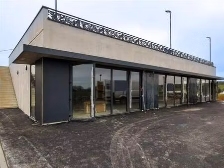 local commercial à vendre