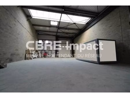 local d'activités à louer